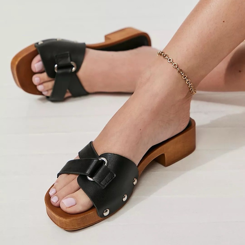 Intentionally Blank Cleo Wooden Clogs in Black